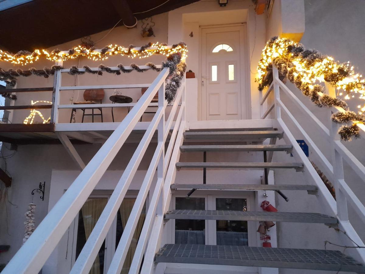 Gračac Apartment Ada Bed & Breakfast المظهر الخارجي الصورة