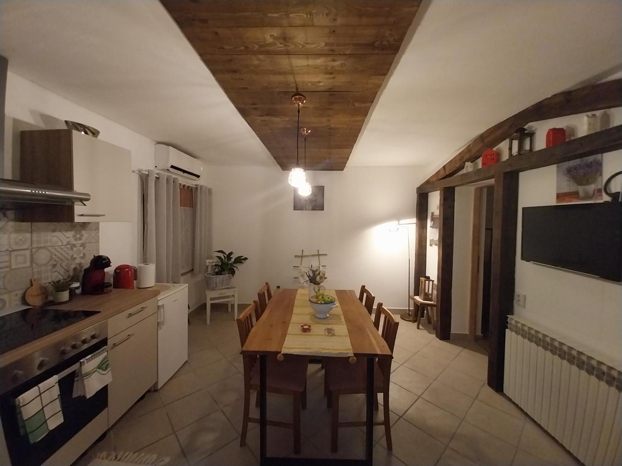 Gračac Apartment Ada Bed & Breakfast الغرفة الصورة